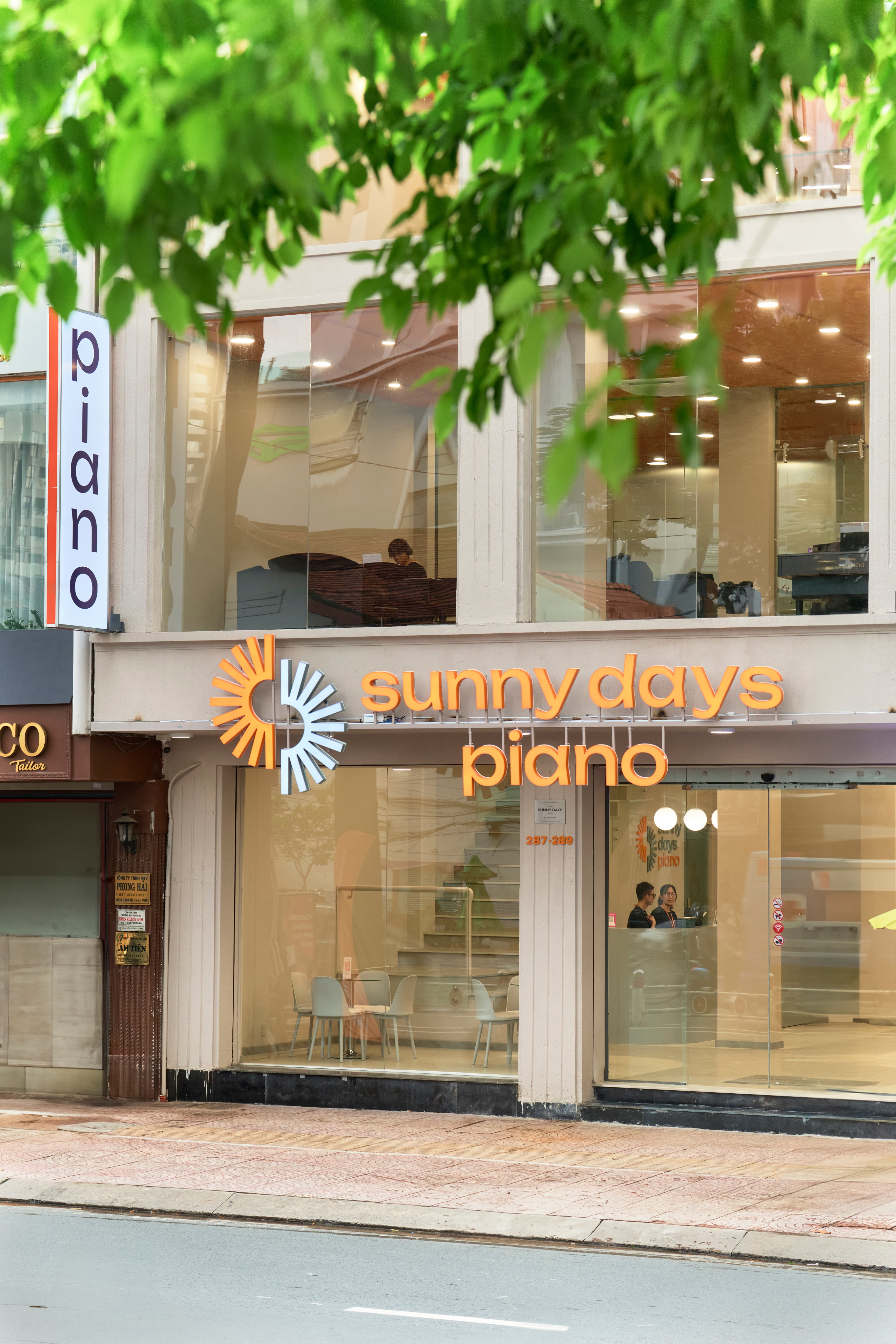 Store Image